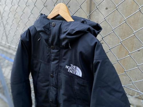 MOUNTAIN DOWN JACKETのマウンテンダウンジャケット