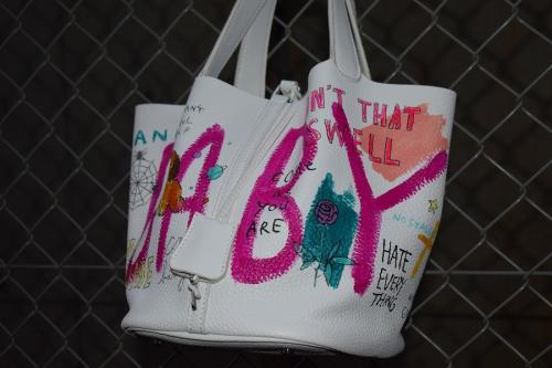 ゲルニカのバッグ