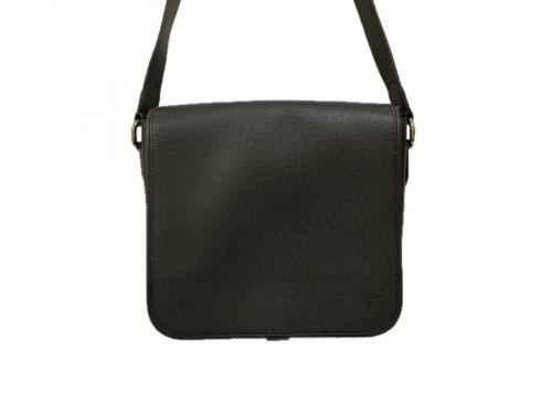 ショルダーバッグ