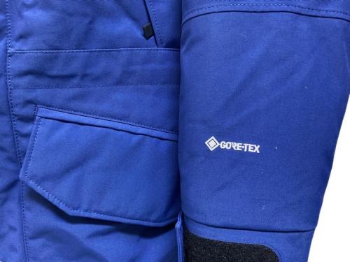 ダウンジャケット