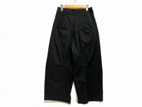 シンヤコズカのHIGH DENSITY TWILL BAGGY PANTS