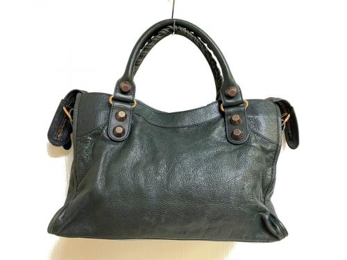 バレンシアガのエディターズバッグ