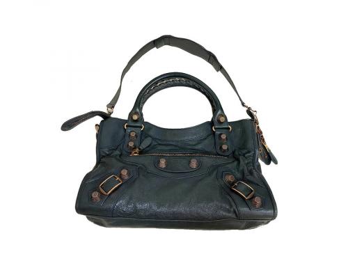 ジャイアントシティ