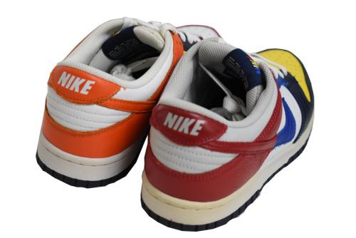 ナイキのDUNK LOW