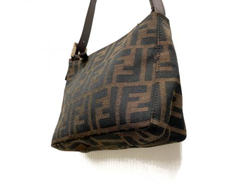 ズッカ柄ハンドポーチ ミニ ポーチのバック