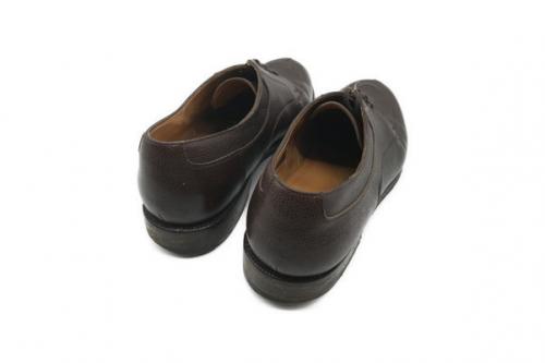 ジャコメッティのUチップシューズ