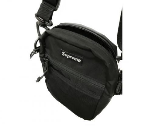 ショルダーバッグのメンズ