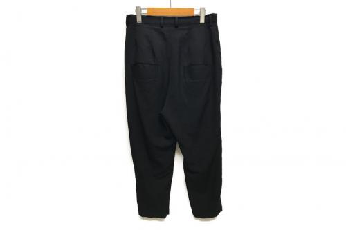 ドゥルカマラのタックパンツ