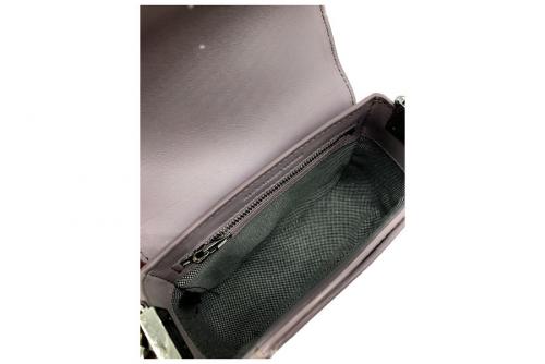 ショルダーバッグのクロコ型