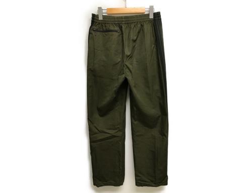 ニードルスのトラックパンツ