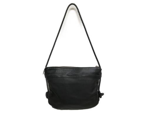 グッチのレザーショルダーバッグ