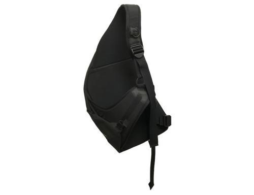 アークテリクスのクイバーワンショルダーバッグ