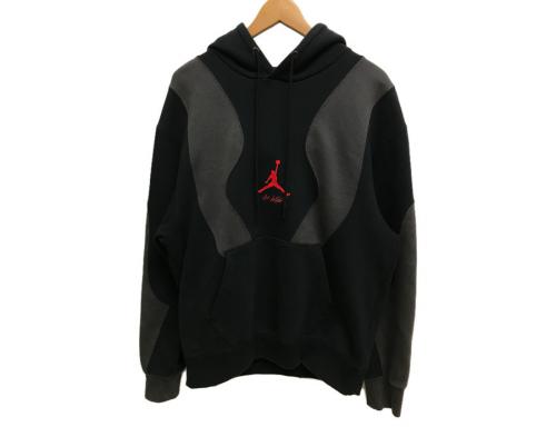 ナイキのオフホワイト