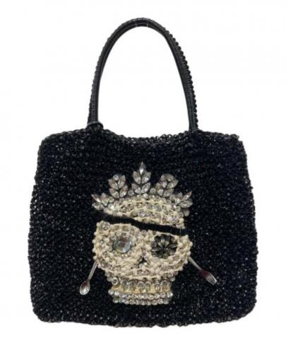 「キャリアファッションのANTEPRIMA 」