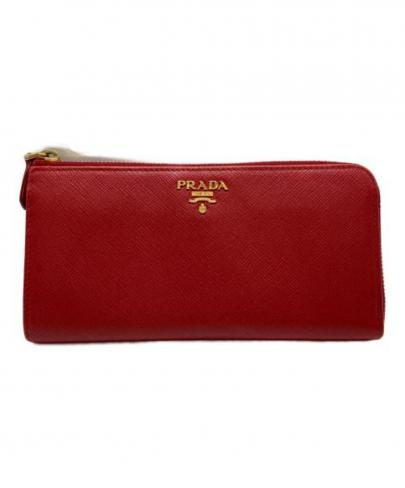 「ラグジュアリーブランドのPRADA 」