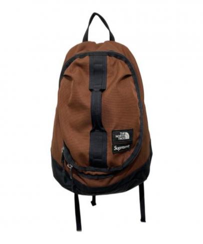 「ストリートブランドのSUPREME × THE NORTH FACE 」