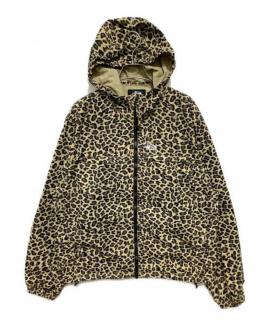 「ストリートブランドのstussy 」