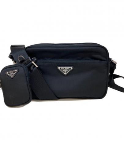 「ラグジュアリーブランドのPRADA 」