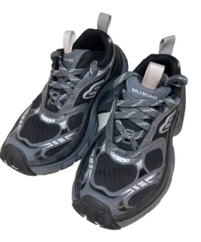 「スニーカーのBALENCIAGA 」