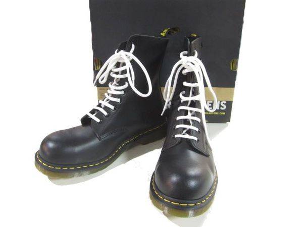抜群の存在感！！Dr Martens（ドクターマーチン）のコラボアイテム入荷