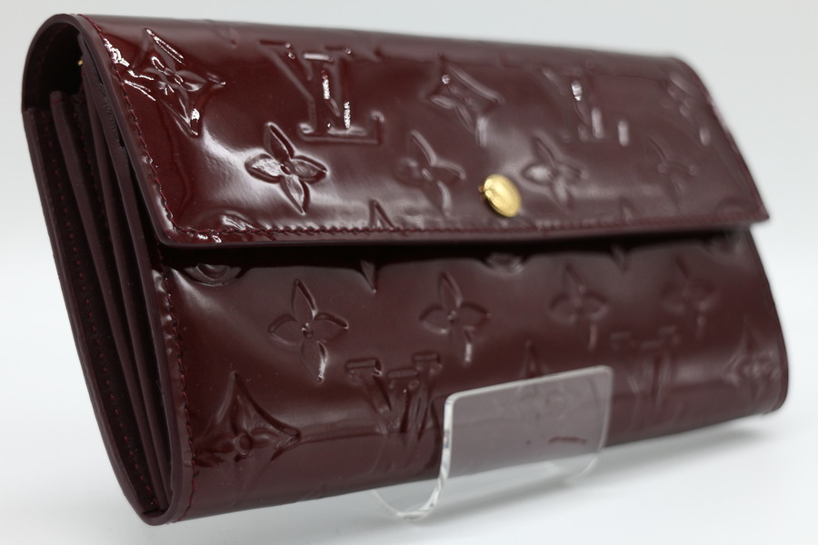 ルイヴィトン M91521 モノグラムヴェルニ ポルトフォイユ サラ ルイヴィトン LOUIS VUITTON M91521 ヴェルニ ポルトフォイユ・サラ 長