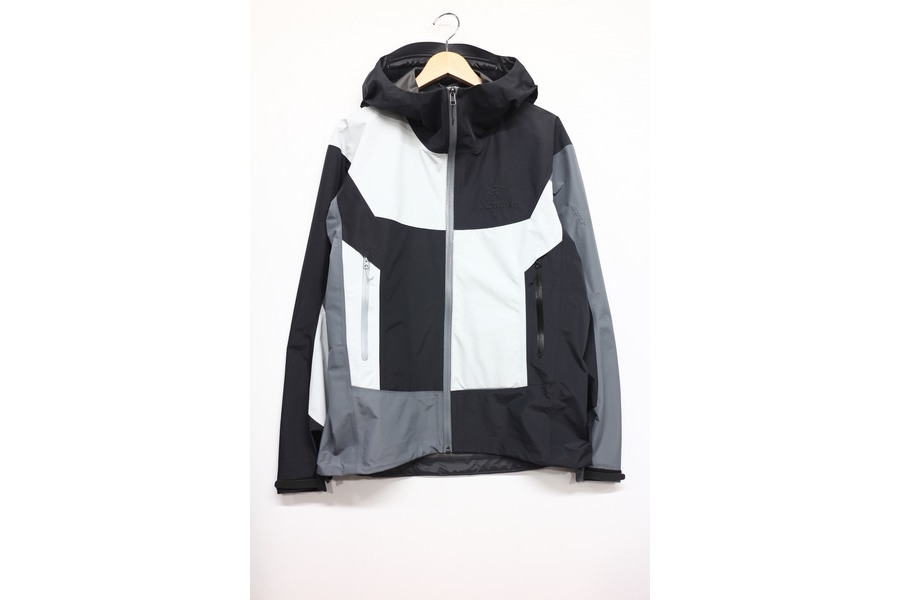 ARC'TERYX(アークテリクス)】BEAMS別注 BETA SL JACKET 25091 入荷
