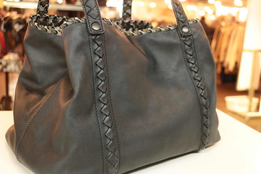 BOTTEGA VENETA(ボッテガ・ヴェネタ)】リバーシブルバタフライトート ...