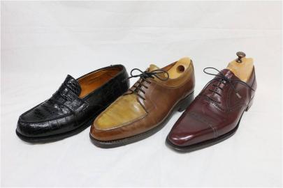 「RobertoUgoliniのJOHNLOBB 」