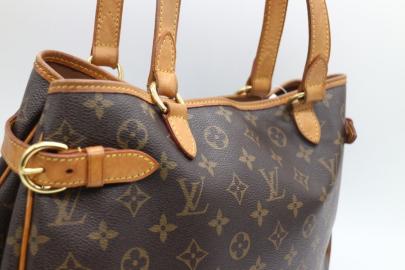 「ラグジュアリーブランドのLOUIS　VUITTON 」