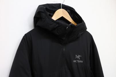 「アウトドアブランドのARCTERYX 」