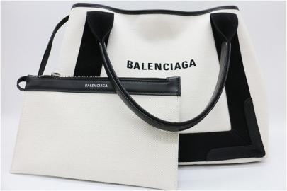 「ラグジュアリーブランドのBALENCIAGA 」