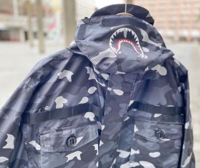 「ストリートブランドのBAPE BY A BATHING APE 」