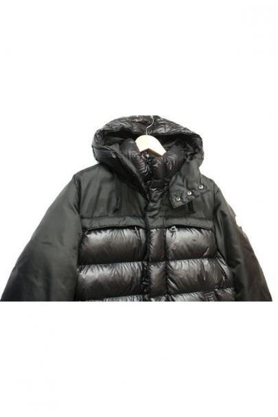 「インポートブランドのMONCLER 」