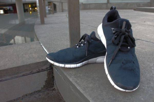 スニーカーのadidas