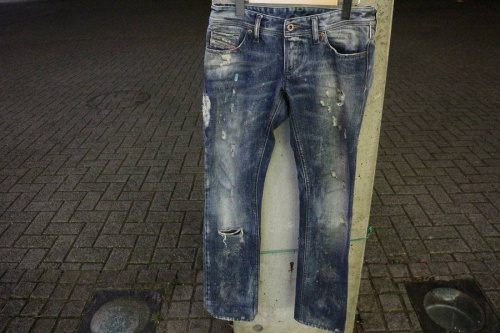 ジーンズのDIESEL