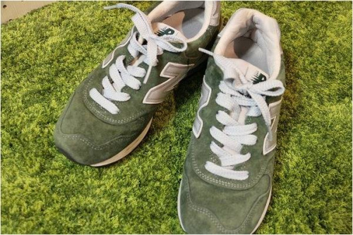 シューズ・バッグのスニーカー