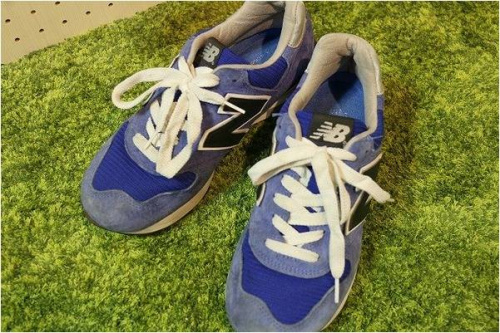 スニーカーのニューバランス