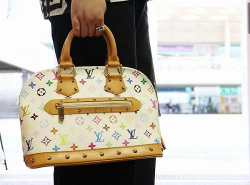 レディースのシューズ・バッグ