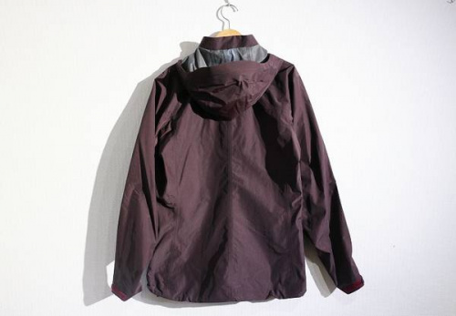 ジャケットのアウトドア