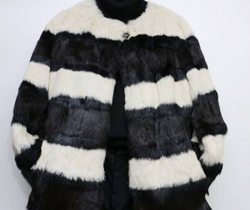 ファーコートのトリーバーチ