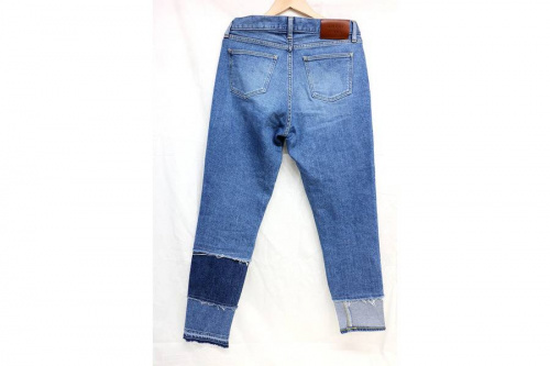 デニムパンツのAMERI