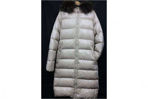 ダウンコートのDUVETICA