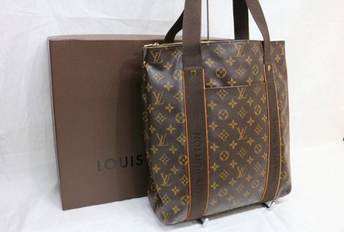 LOUIS VUITTONのルイヴィトン