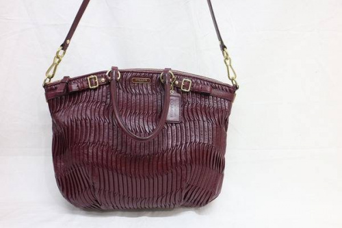 レディースのシューズ・バッグ