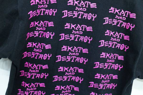 SUPREMEのシュプリーム