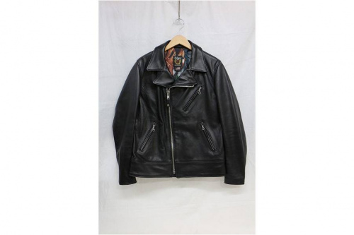 コラボのライダース