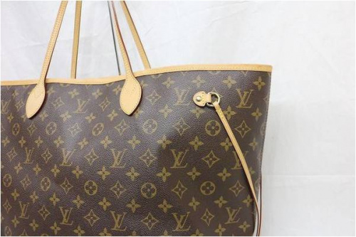 LOUIS VUITTONのルイヴィトン