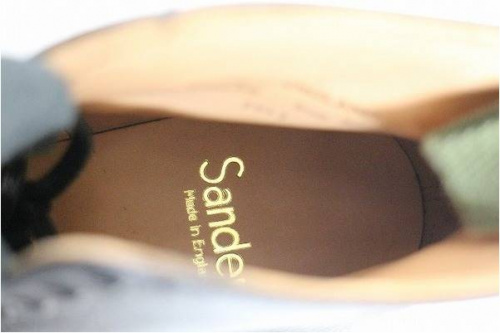 スリッポンのビジネスブランド