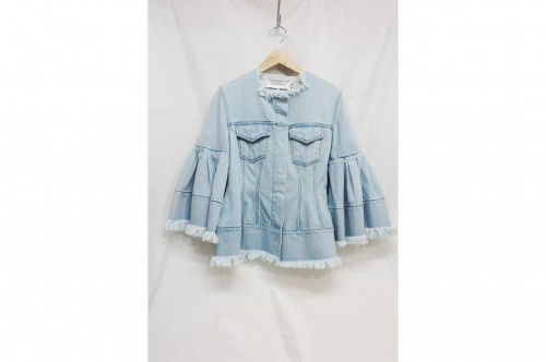 マルケス　アルメイダのデニムジャケット