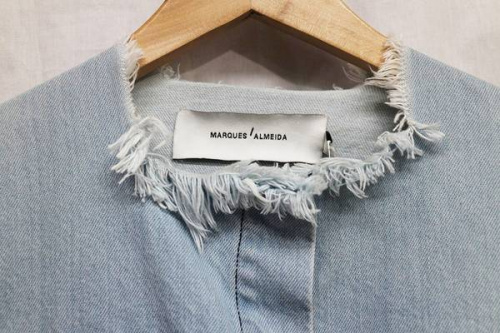 デニムジャケットの千葉